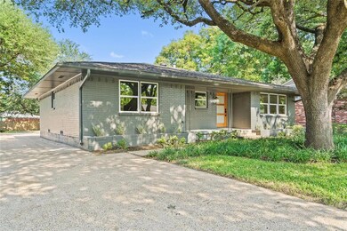 6124 Saratoga Cir, Dallas, TX 75214 - photo 2