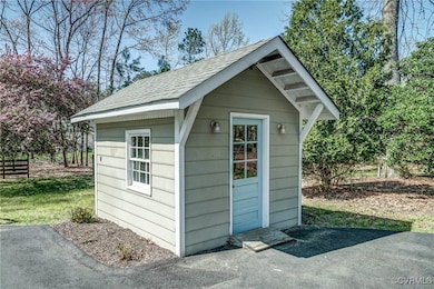 Charming potting shed...perfect for tending to the