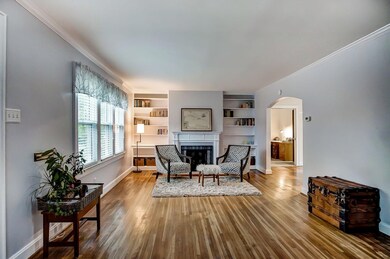 Spacious Family Room
