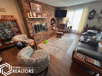 605 W Rochester Rd, Ottumwa, IA 52501 - photo 5