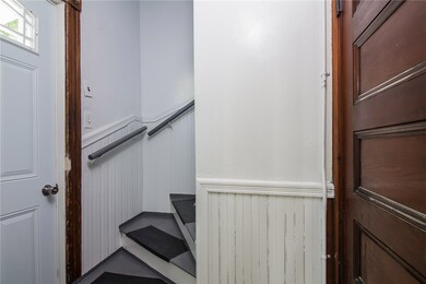 72 Cole St, Pawtucket, RI 02860 - photo 4