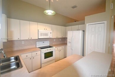 unlisted-address, Davie, FL 33325 - photo 6