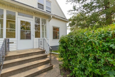 1316 Franklin St, Cedar Falls, IA 50613 - photo 4