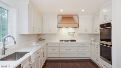 2314 Longfellow Ave, Scotch Plains, NJ 07076 - photo 2