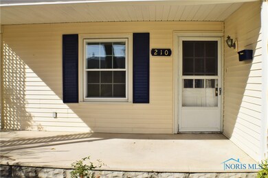 210 N Elm St, Woodville, OH 43469 - photo 4