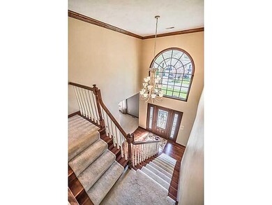 Entry/Foyer.