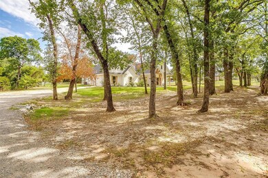 2030 Sweet Springs Rd, Weatherford, TX 76088 - photo 4