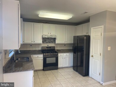 43450 Katling Square, Chantilly, VA 20152 - photo 5