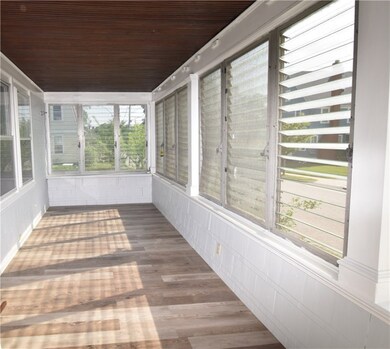 30 Richard St, Cranston, RI 02910 - photo 3