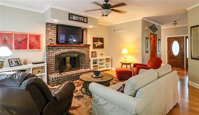 707 NW 16th St, Blue Springs, MO 64015 - photo 4