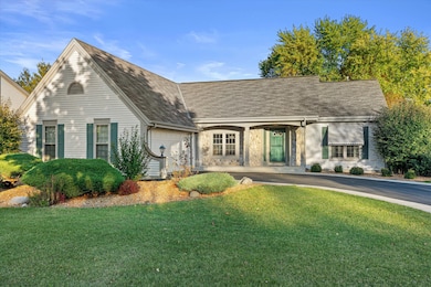 7930 S 47th St, Franklin, WI 53132 - photo 2