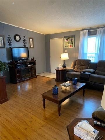 9520 Knob View Dr, Vale, NC 28168 - photo 2