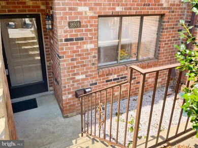 3850B Steppes Ct unit 3850B, Falls Church, VA 22041 - photo 3