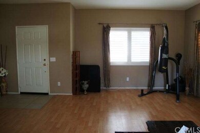 Living room 01