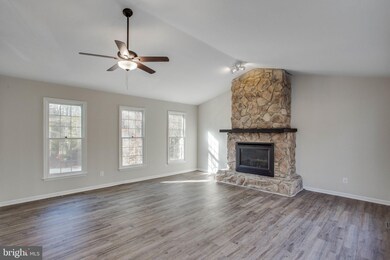 3418 Aquia Dr, Stafford, VA 22554 - photo 4