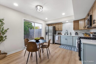 1366 Inverness Dr, Elgin, IL 60120 - photo 5