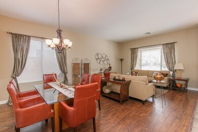 6) FORMAL DINING