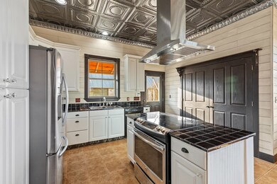 256 Royalview Dr, Fredericksburg, TX 78624 - photo 4