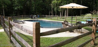 172 Lindbergh Rd, Hopewell, NJ 08525 - photo 2