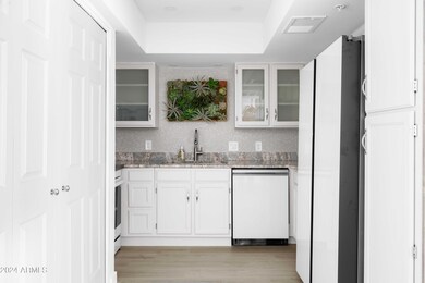 NEW BESPOKE KITCHEN