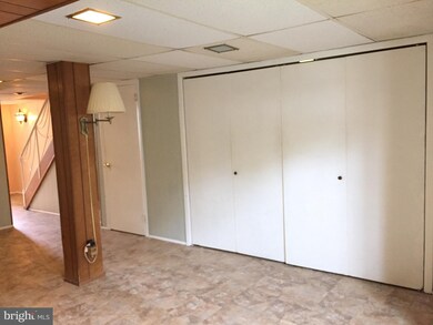 128 Botanic Ct, Upper Darby, PA 19082 - photo 7