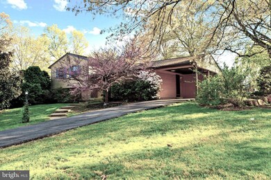 4728 Redfern Ct, Annandale, VA 22003 - photo 5