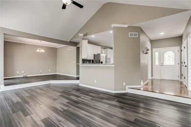 12413 W 52nd St, Shawnee, KS 66216 - photo 7