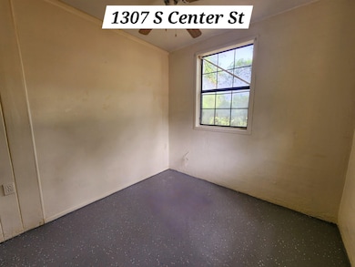 1124 S Orange St unit 2, Perry, FL 32348 - photo 7