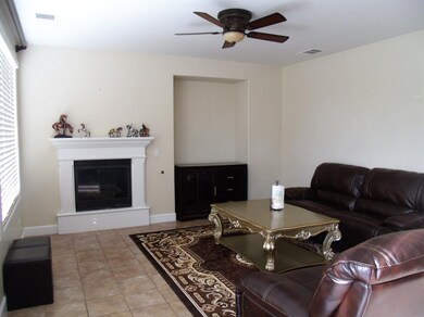 3325 N Vahe Ave, Fresno, CA 93737 - photo 6