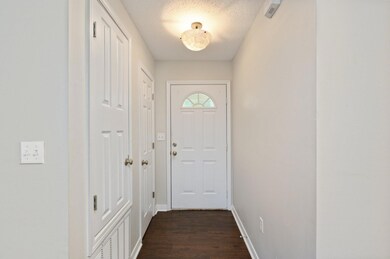 6-web-or-mls-3158 Skyline Dr-04