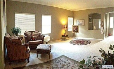 Large Open Entry Floorplan