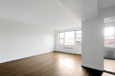 Weskora Owners' Corporation unit 4C, White Plains, NY 10601 - photo 6