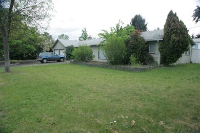 2996 E McAndrews Rd, Medford, OR 97504 - photo 7