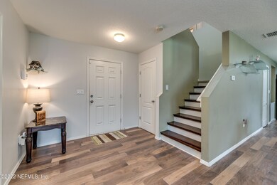 11768 Silver Hill Dr, Jacksonville, FL 32218 - photo 4