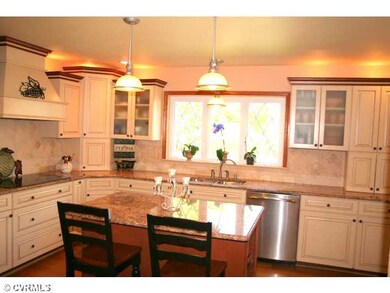 Kitchen - The island is not only great for extra s