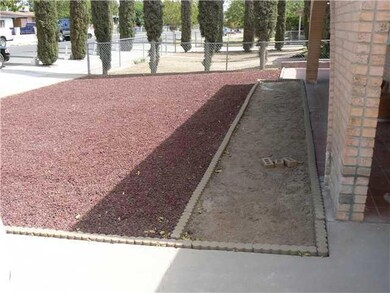 228 Maricela Dr, El Paso, TX 79915 - photo 3