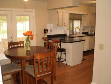 Dining area and breakfast bar