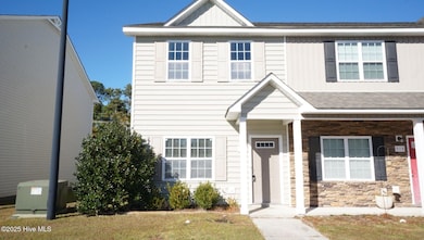 513 Oyster Rock Ln, Sneads Ferry, NC 28460 - photo 3