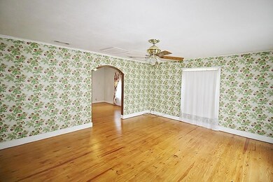 1309 N Preston St, Ennis, TX 75119 - photo 5