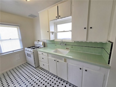 4263 W Broadway unit B, Hawthorne, CA 90250 - photo 6