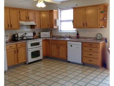 Kitchen. Open spacious kitchen, tons of cabinets f