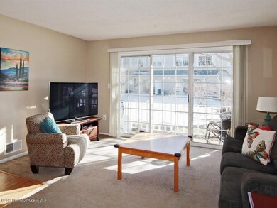 91 Players Cir, Tinton Falls, NJ 07724 - photo 4