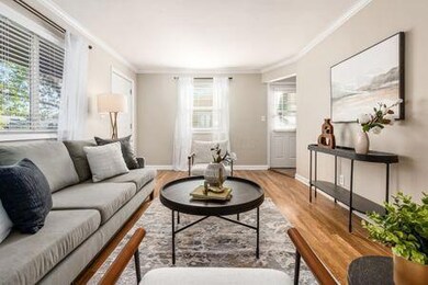 LivingRoom2