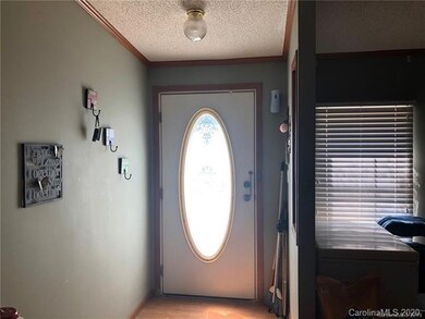 434 Clements Rd, Statesville, NC 28677 - photo 4