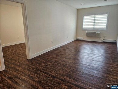 113-117 Union St unit 101, Palisades Park, NJ 07650 - photo 2