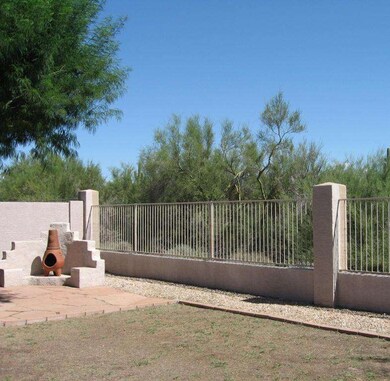 BBQ or Fireplace Area and Open Fencing