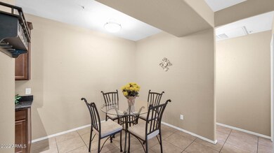 14145 92nd 1123 - 06Dining