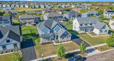 3604 Harmony Cir, Elgin, IL 60124 - photo 3