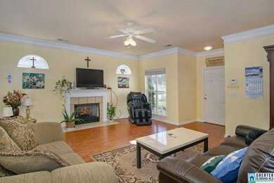 5051 Cantebury Ct, Center Point, AL 35215 - photo 4