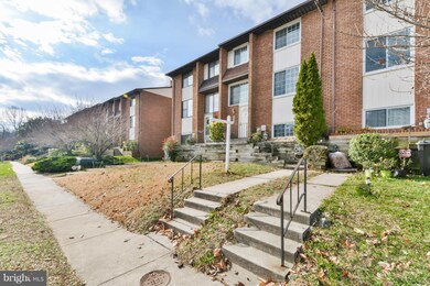 9260 Bellbeck Rd, Parkville, MD 21234 - photo 2